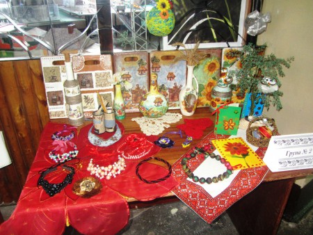 Огляд-конкурс технічної та художньо-прикладної творчості